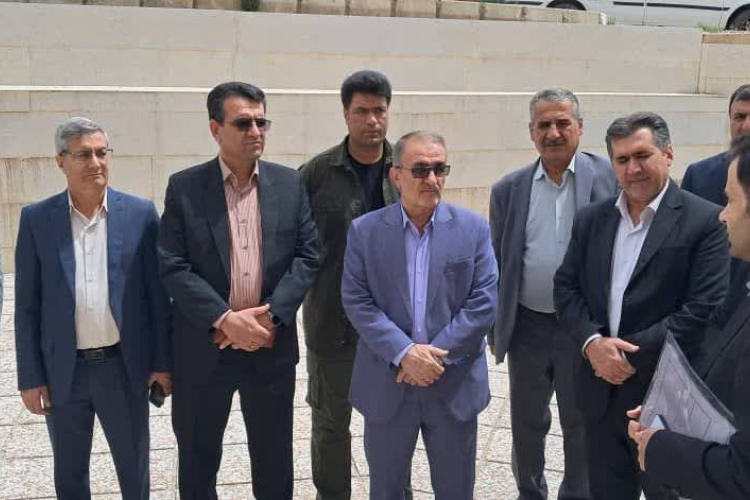 بازدید استاندار کهگیلویه و بویراحمد از محل برگزاری کنکور سراسری در دانشگاه یاسوج