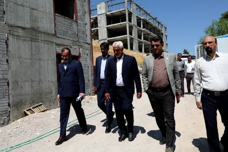 بازدید سرپرست دانشگاه یاسوج و مدیرکل دیوان محاسبات استان  از پروژه ‌های عمرانی دانشگاه