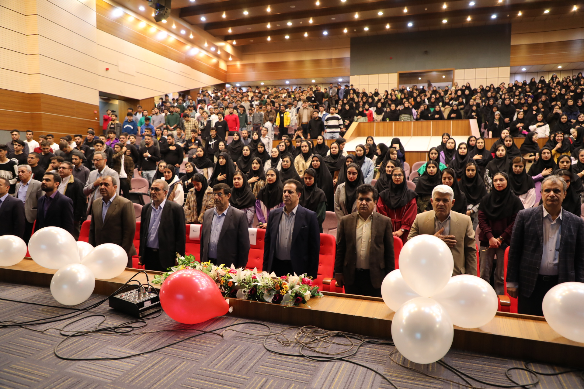 جشن معارفه دانشجویان نو ورود دانشگاه یاسوج برگزار شد 