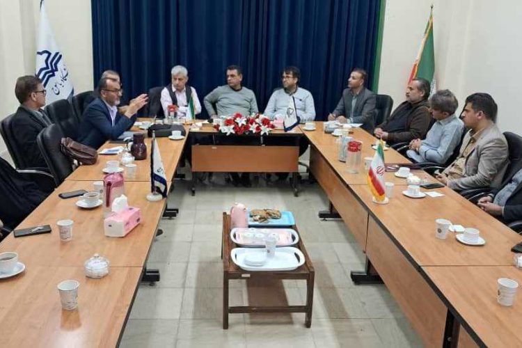 بازدید میدانی هیأت رئیسه دانشگاه یاسوج از دانشکده نفت و گاز گچساران / بررسی راهکارهای توسعه دانشکده در دیدار با فرماندار