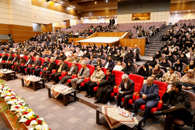 تجلیل از دانشجویان و دانش‌آموزان ممتاز شاهد و ایثارگر کهگیلویه وبویراحمد