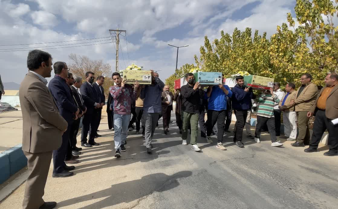 مراسم استقبال از پیکرهای مطهر شهدای گمنام تازه تفحص شده دوران دفاع مقدس در دانشگاه یاسوج